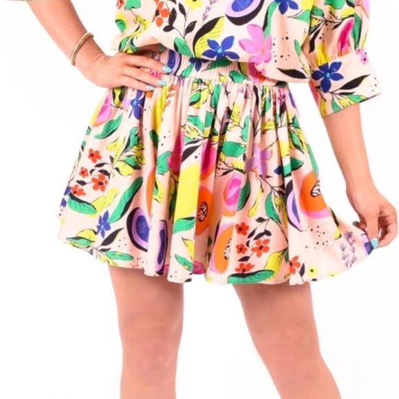 Emily McCarthy Floral Citrus swing shorts elastic waist Small - Picture 1 of 5